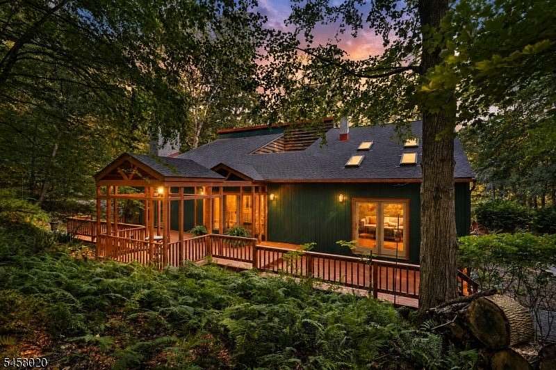 3 Acres of Land with Home for Sale in Tewksbury Township, New Jersey