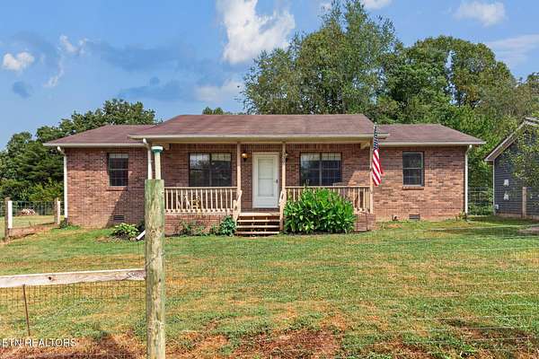 2.1 Acres of Land with Home for Sale in Crossville, Tennessee