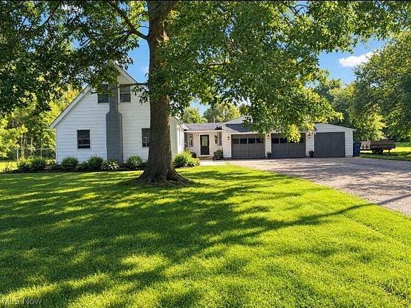 5.6 Acres of Land with Home for Sale in Garrettsville, Ohio