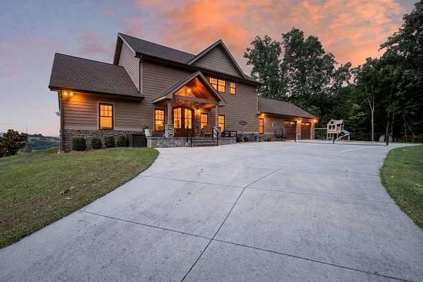 15.8 Acres of Land with Home for Sale in Abingdon, Virginia