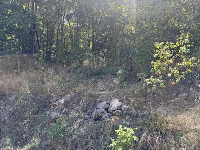 0.84 Acres of Residential Land for Sale in Holiday Island, Arkansas
