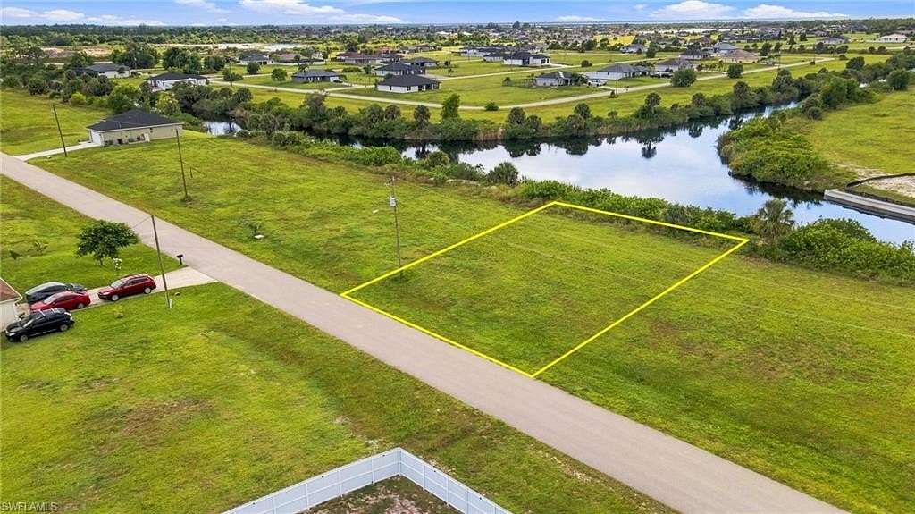 0.23 Acres of Mixed-Use Land for Sale in Cape Coral, Florida