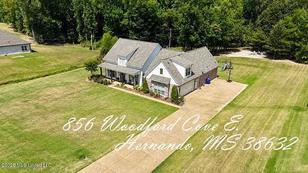 1.5 Acres of Land with Home for Sale in Hernando, Mississippi
