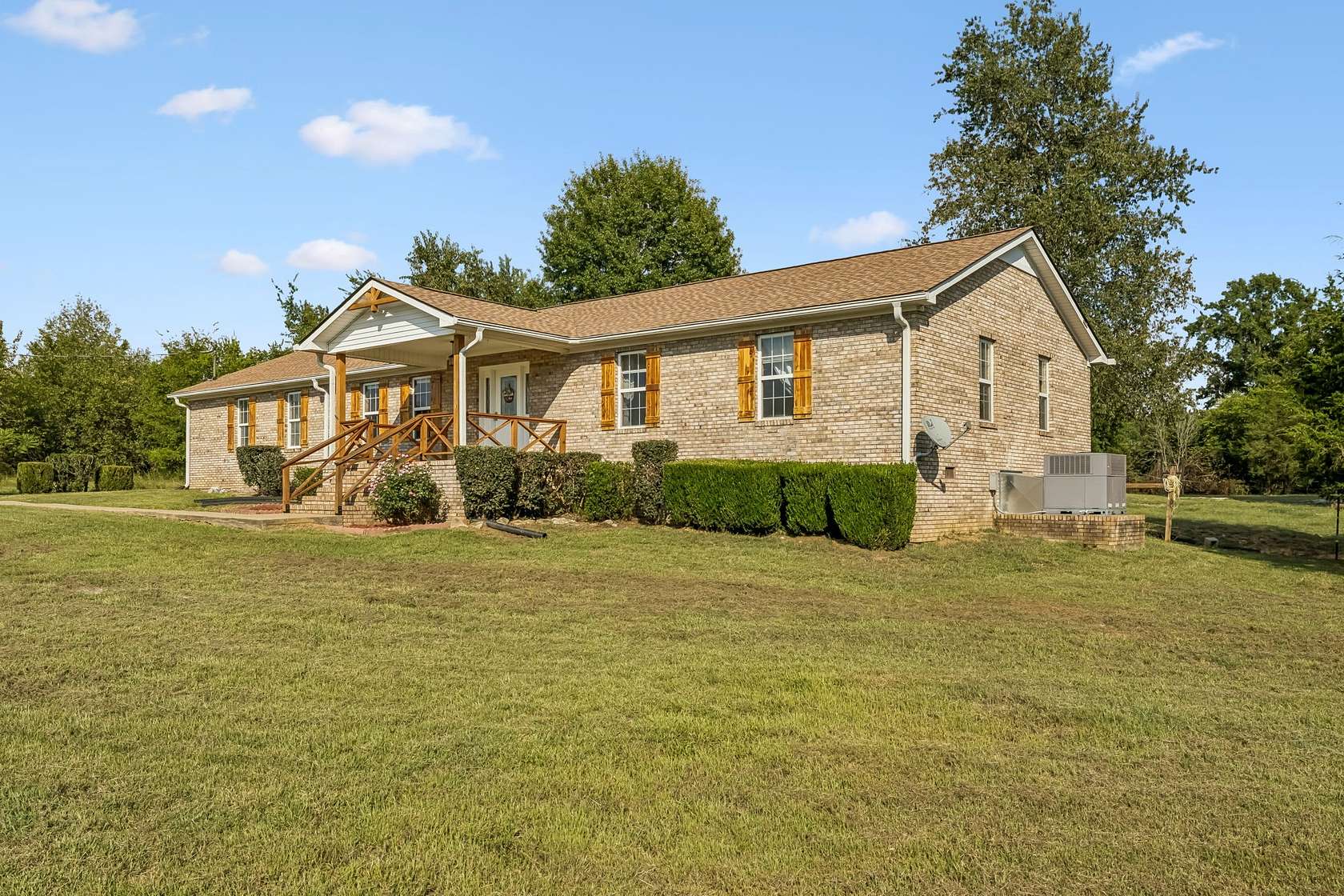 5 Acres of Land with Home for Sale in Lewisburg, Tennessee
