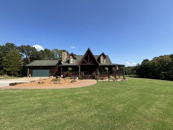 35.8 Acres of Land with Home for Sale in Big Rock, Tennessee