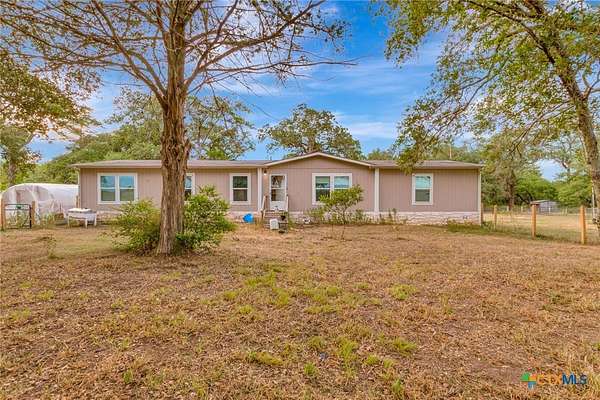 22 Acres of Recreational Land for Sale in Yoakum, Texas