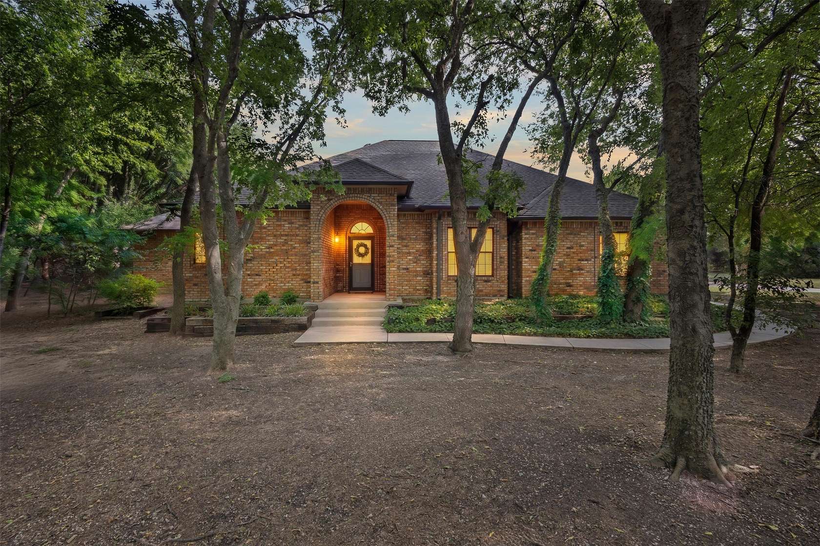 2.1 Acres of Land with Home for Sale in Midlothian, Texas