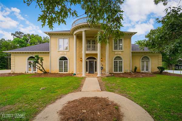 1.58 Acres of Land with Home for Sale in Many, Louisiana
