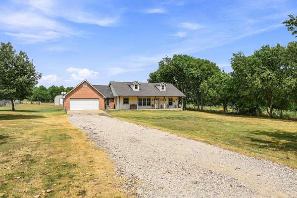 1.5 Acres of Land with Home for Sale in Princeton, Texas