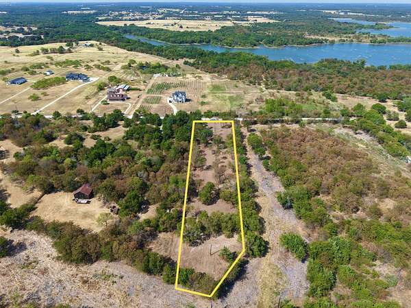 2 Acres of Land for Sale in Valley View, Texas