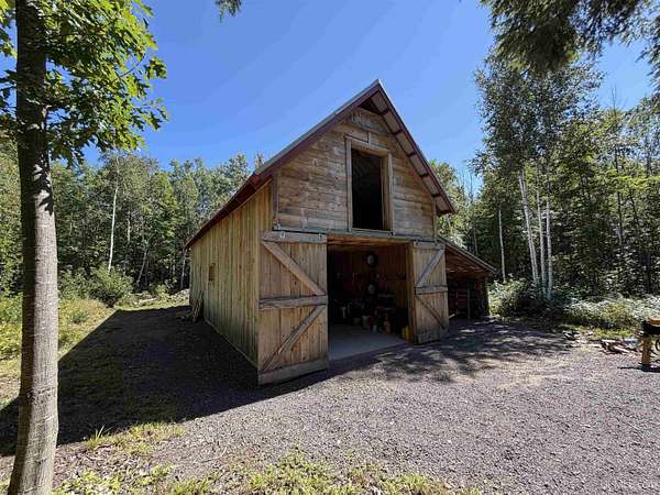 5 Acres of Residential Land for Sale in Hancock, Michigan