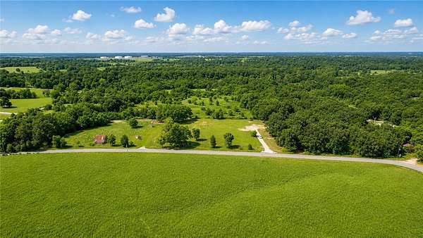 2 Acres of Residential Land for Sale in Gentry, Arkansas