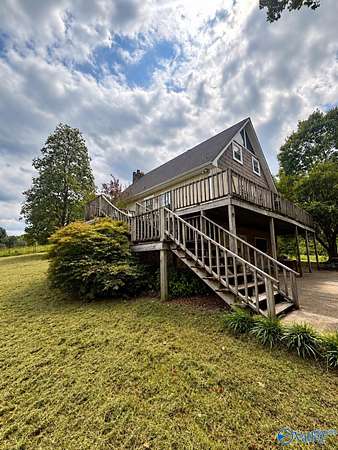 9 Acres of Land with Home for Sale in Attalla, Alabama