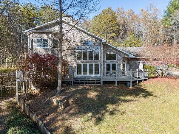 83 Acres of Land with Home for Sale in Murphy, North Carolina