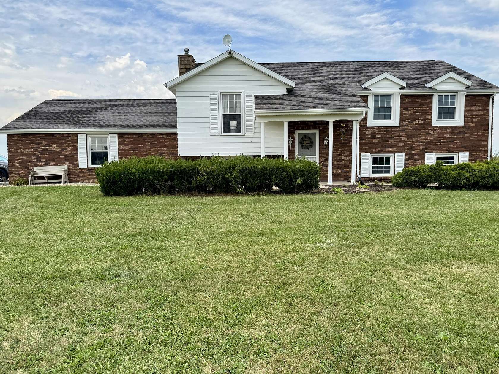 4.36 Acres of Land with Home for Sale in Rockford, Ohio