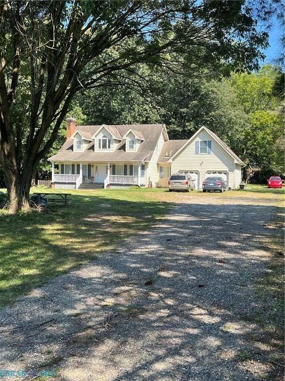 2.64 Acres of Land with Home for Sale in Wake, Virginia