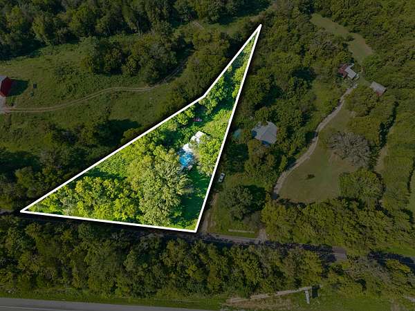 1 Acre of Residential Land for Sale in Pulaski, Tennessee