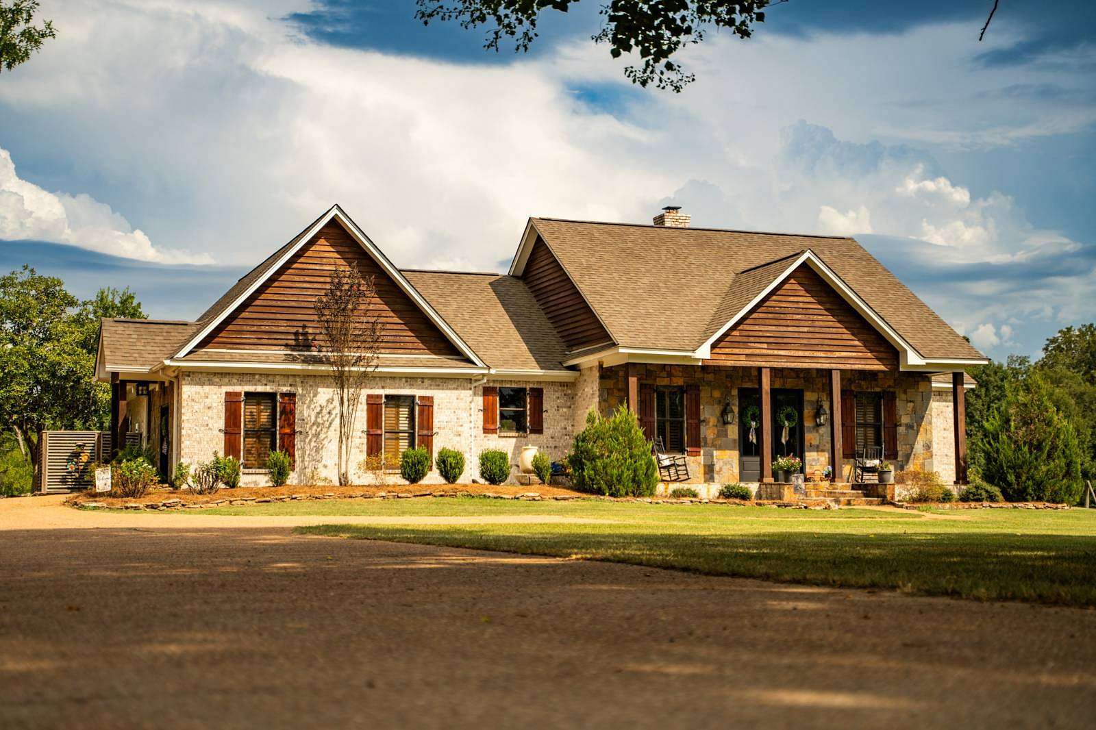85.4 Acres of Land with Home for Sale in Crystal Springs, Mississippi