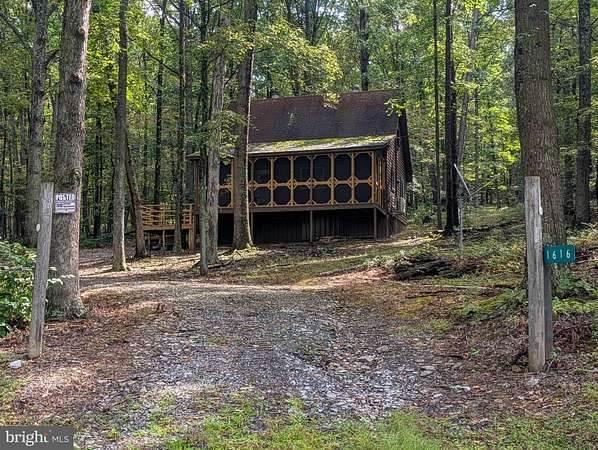 8.6 Acres of Land with Home for Sale in Clearville, Pennsylvania