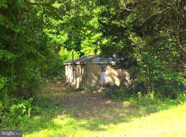 0.5 Acres of Land with Home for Sale in Galena, Maryland