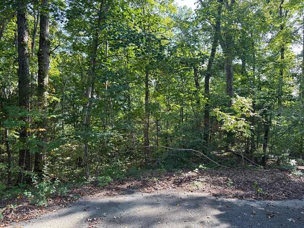 1.49 Acres of Residential Land for Sale in Jamestown, Kentucky