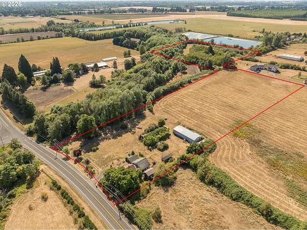 20 Acres of Land with Home for Sale in Corvallis, Oregon
