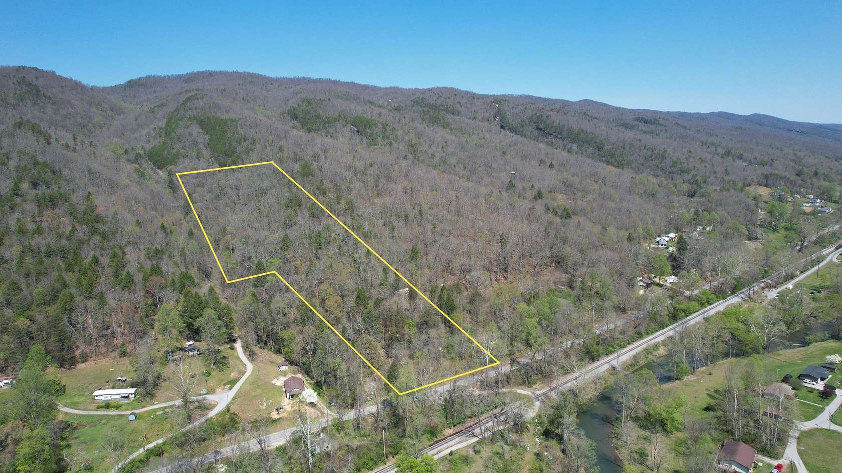 7 Acres of Residential Land for Sale in Putney, Kentucky