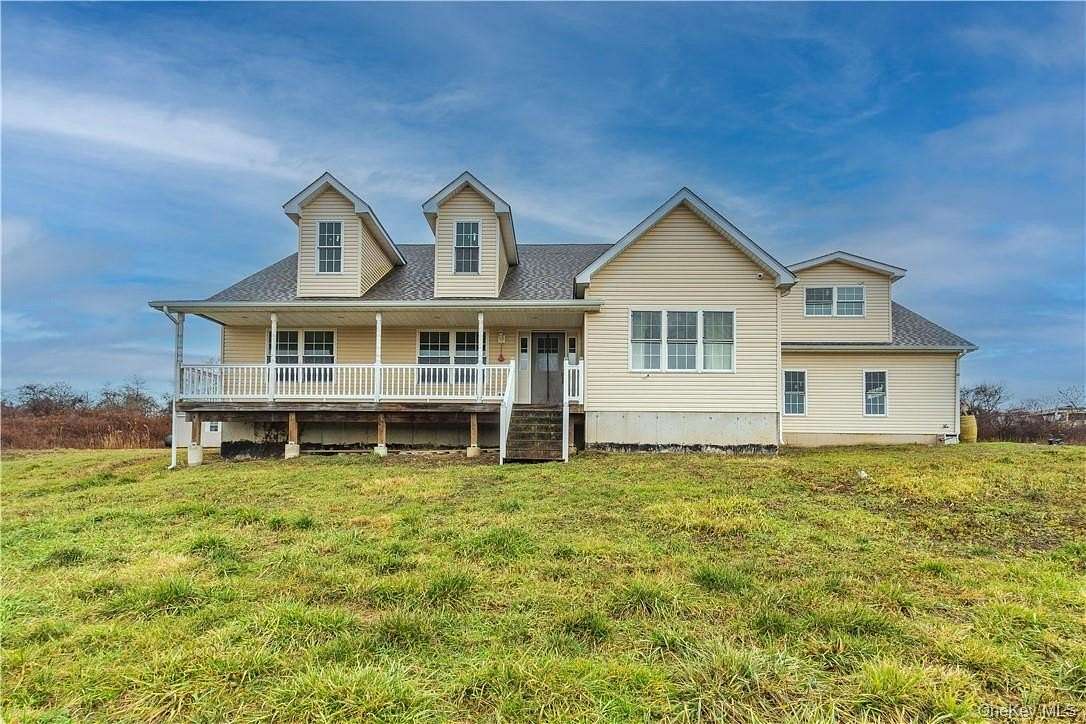 22 Acres of Land with Home for Lease in Milton, New York