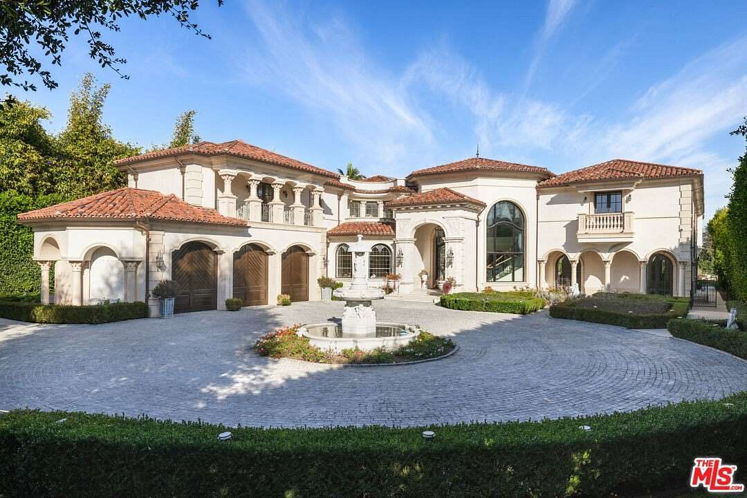 2 Acres of Land with Home for Lease in Los Angeles, California