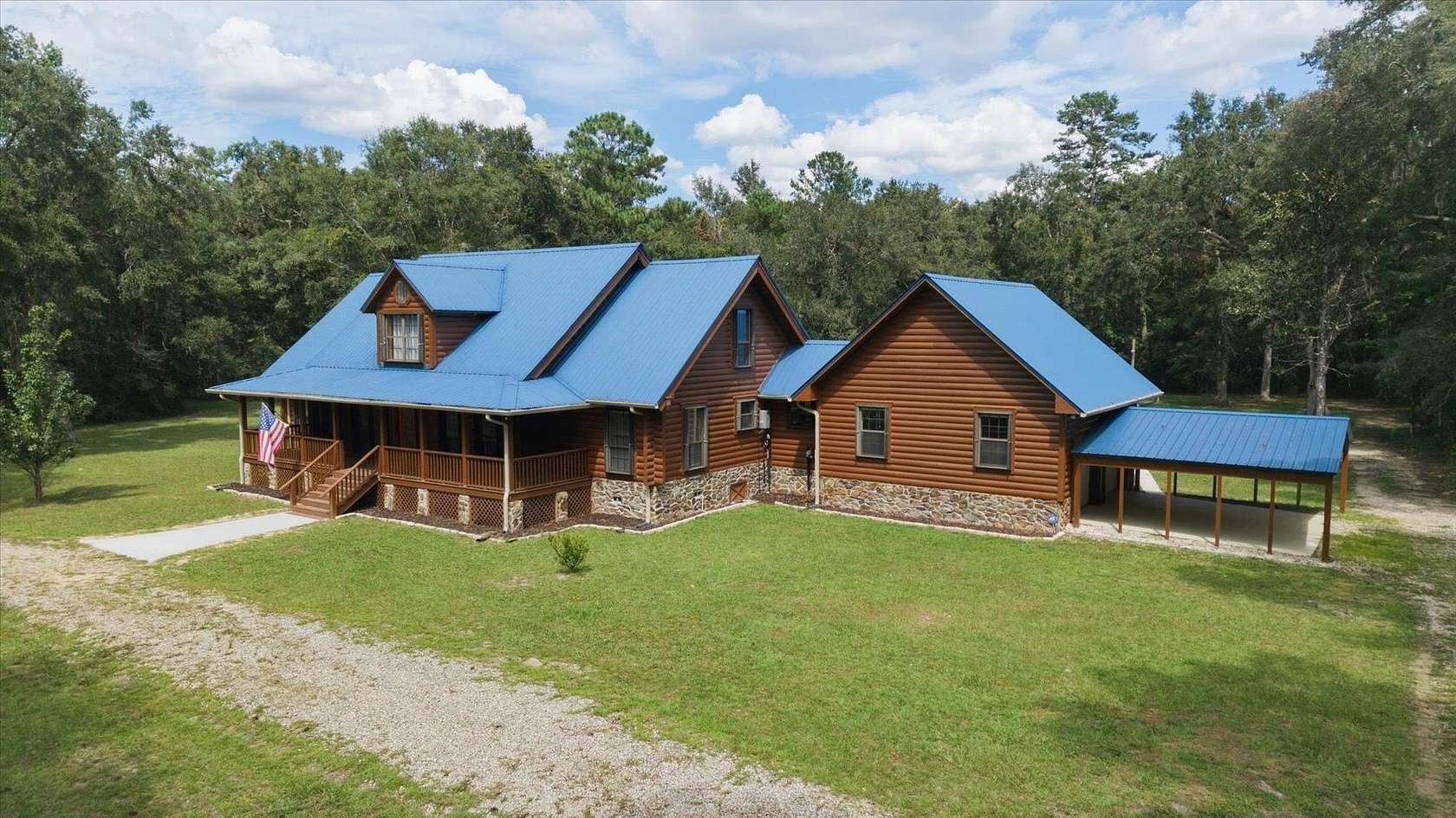 22 Acres of Recreational Land with Home for Sale in Crawfordville, Florida