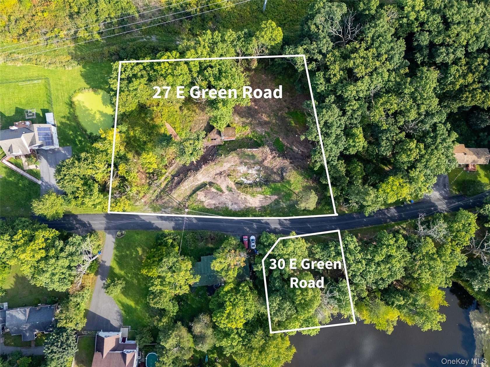 1 Acre of Residential Land for Sale in Rock Tavern, New York