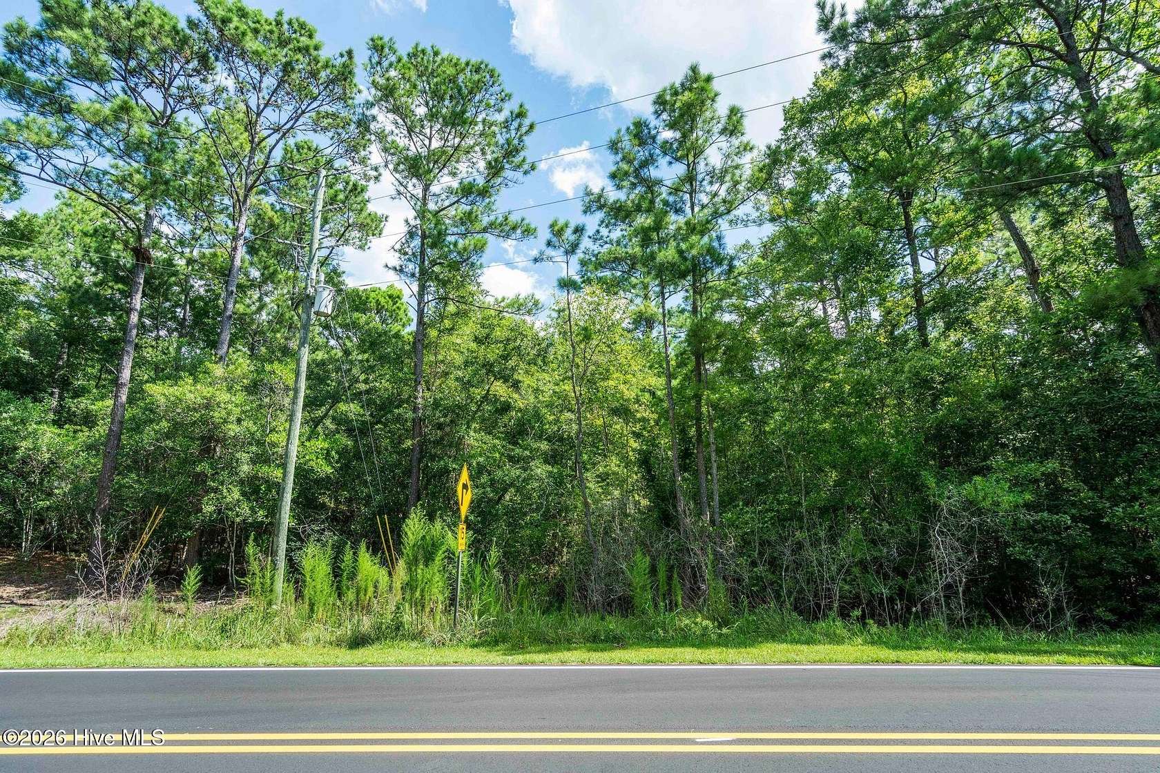 1 Acre of Residential Land for Sale in Hampstead, North Carolina