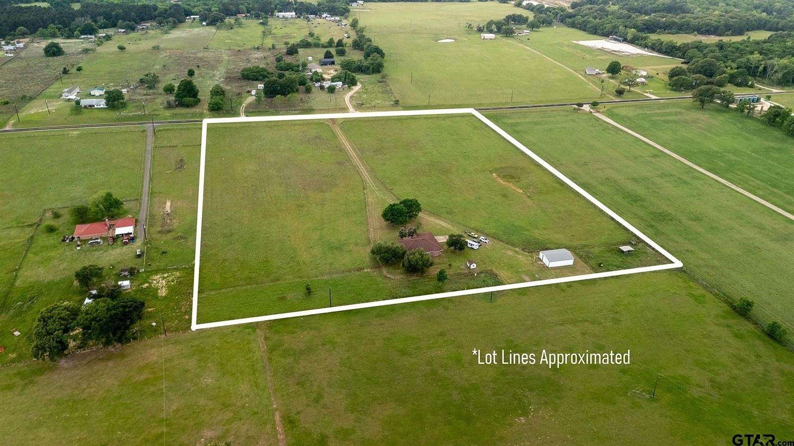 12.5 Acres of Land with Home for Sale in Athens, Texas