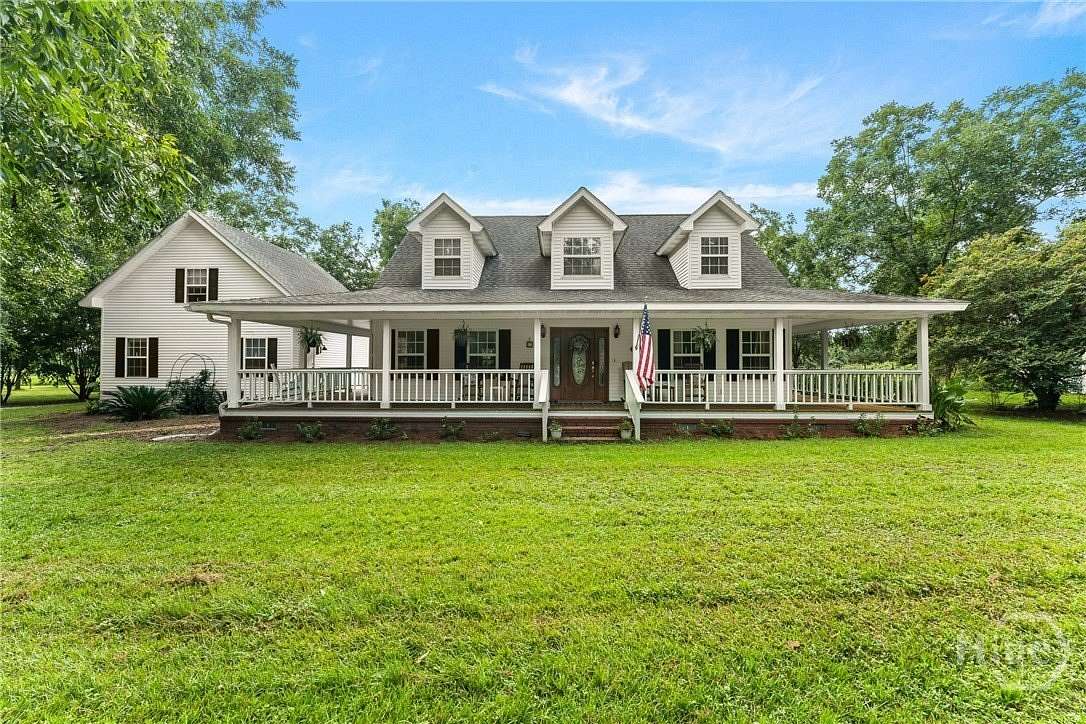 52.4 Acres of Land with Home for Sale in Patterson, Georgia