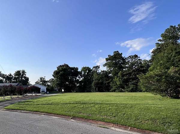 0.45 Acres of Residential Land for Sale in Pensacola, Florida