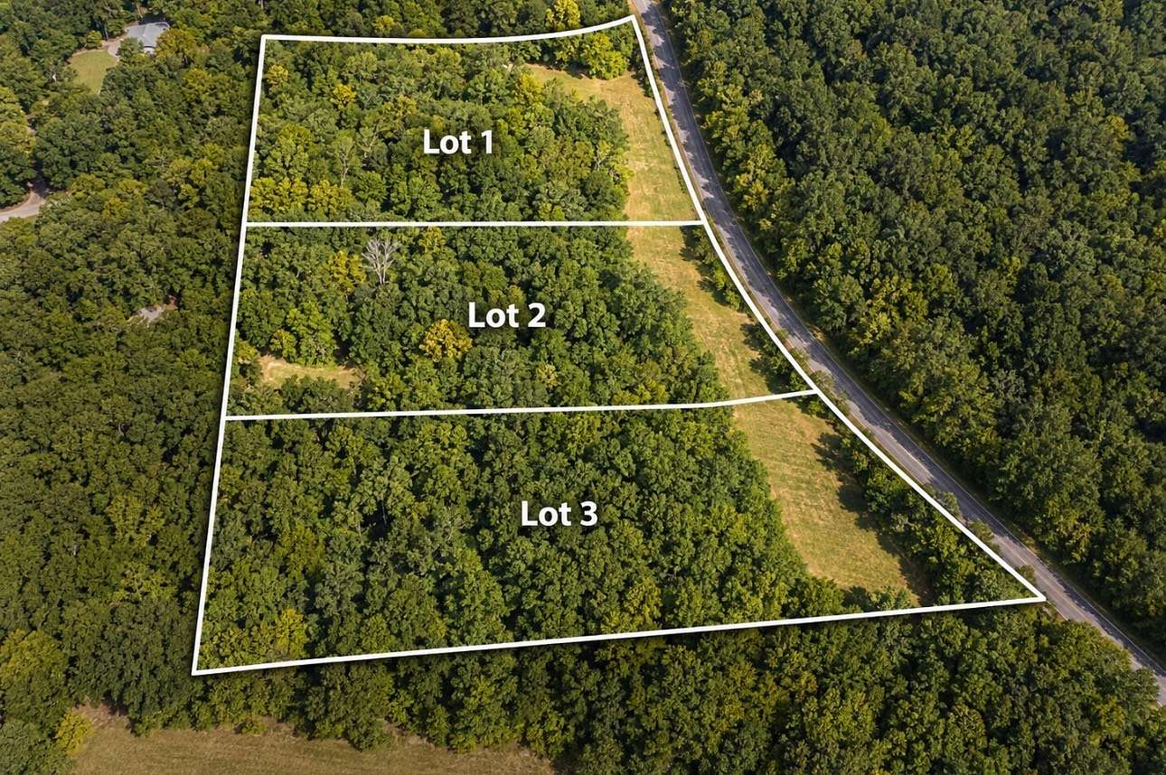 2.15 Acres of Residential Land for Sale in Charlotte, Tennessee