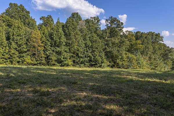 4.43 Acres of Residential Land for Sale in Charlotte, Tennessee