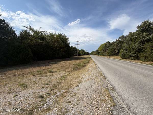 157 Acres of Land for Sale in Neosho, Missouri