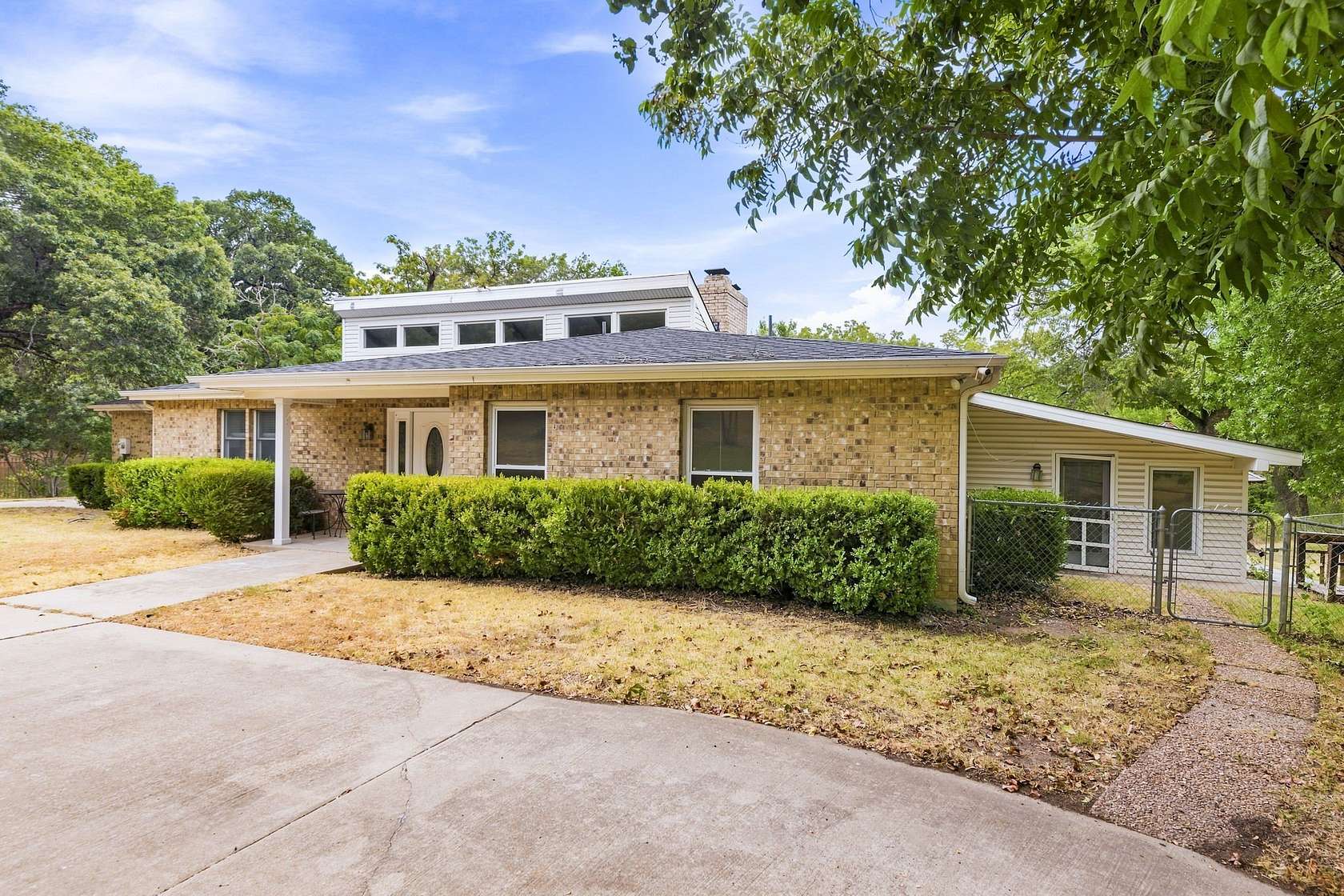 2.21 Acres of Land with Home for Sale in Dallas, Texas