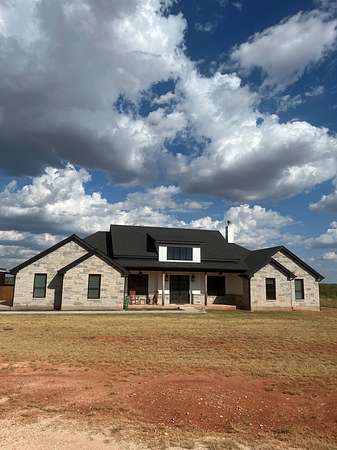 21 Acres of Recreational Land with Home for Sale in Tuscola, Texas