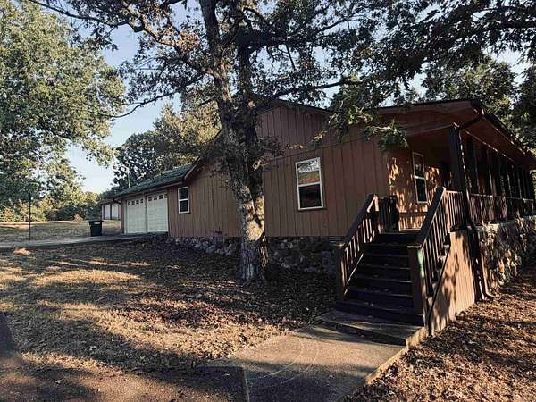 32 Acres of Recreational Land with Home for Sale in Salem, Arkansas