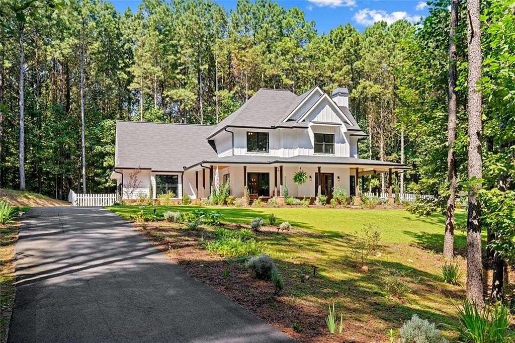 5.23 Acres of Land with Home for Sale in Ellijay, Georgia