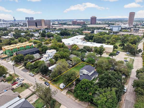 0.17 Acres of Mixed-Use Land for Sale in Dallas, Texas
