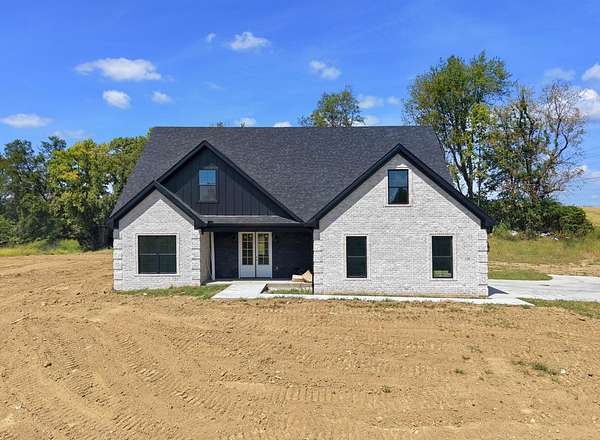 3 Acres of Land with Home for Sale in Richmond, Kentucky