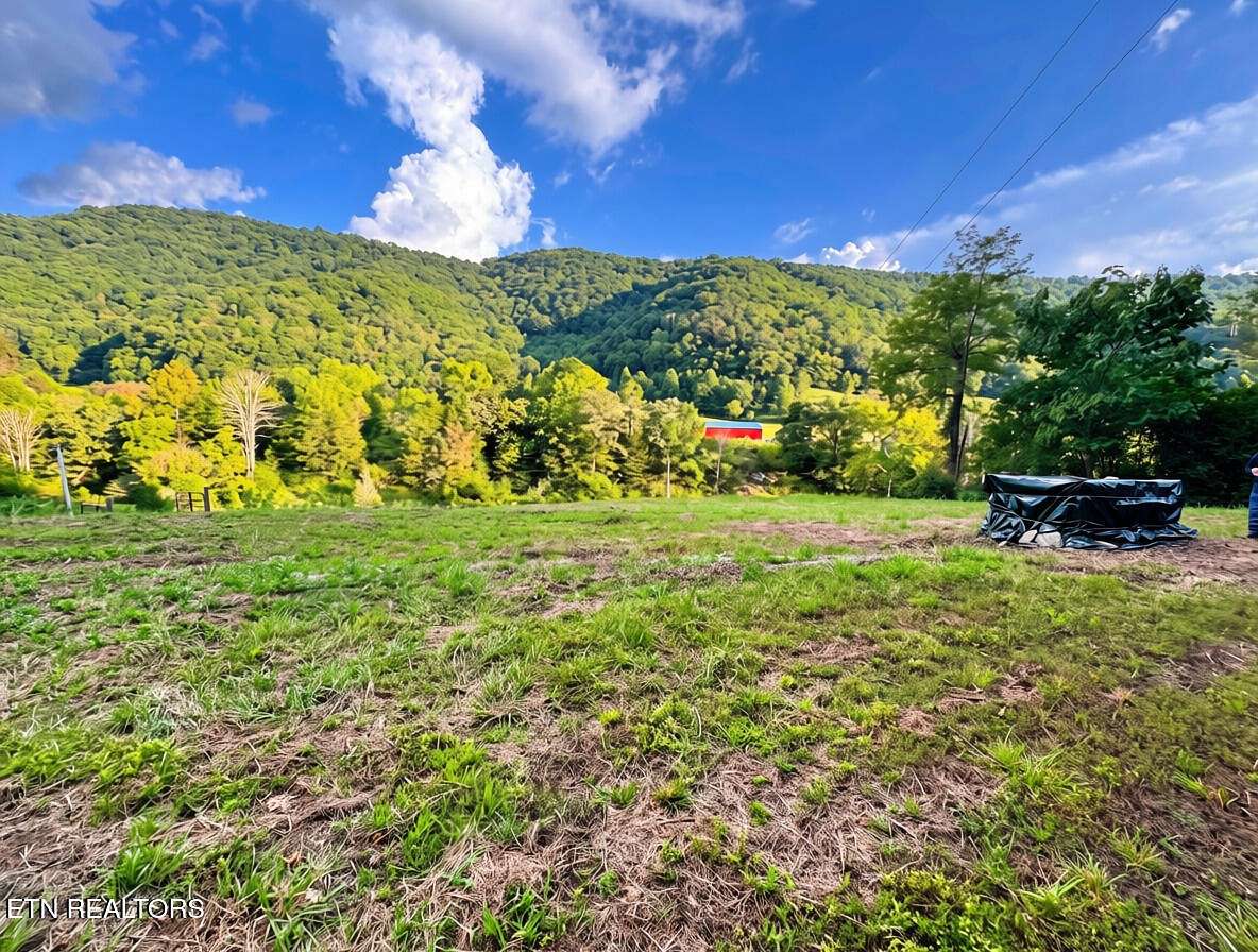 4 Acres of Residential Land for Sale in Sneedville, Tennessee