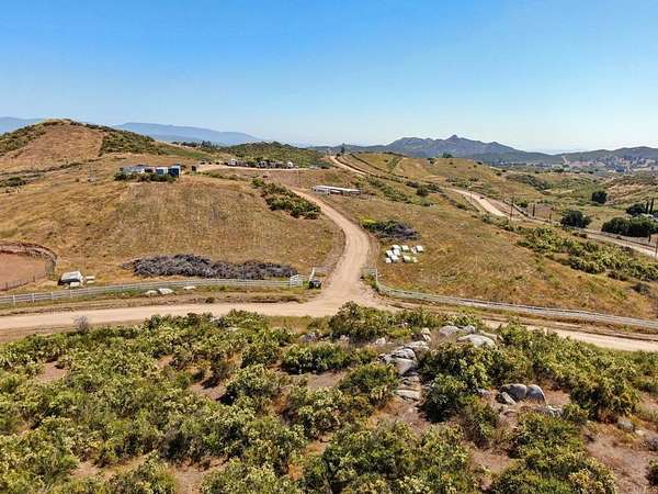 19.2 Acres of Land for Sale in Temecula, California
