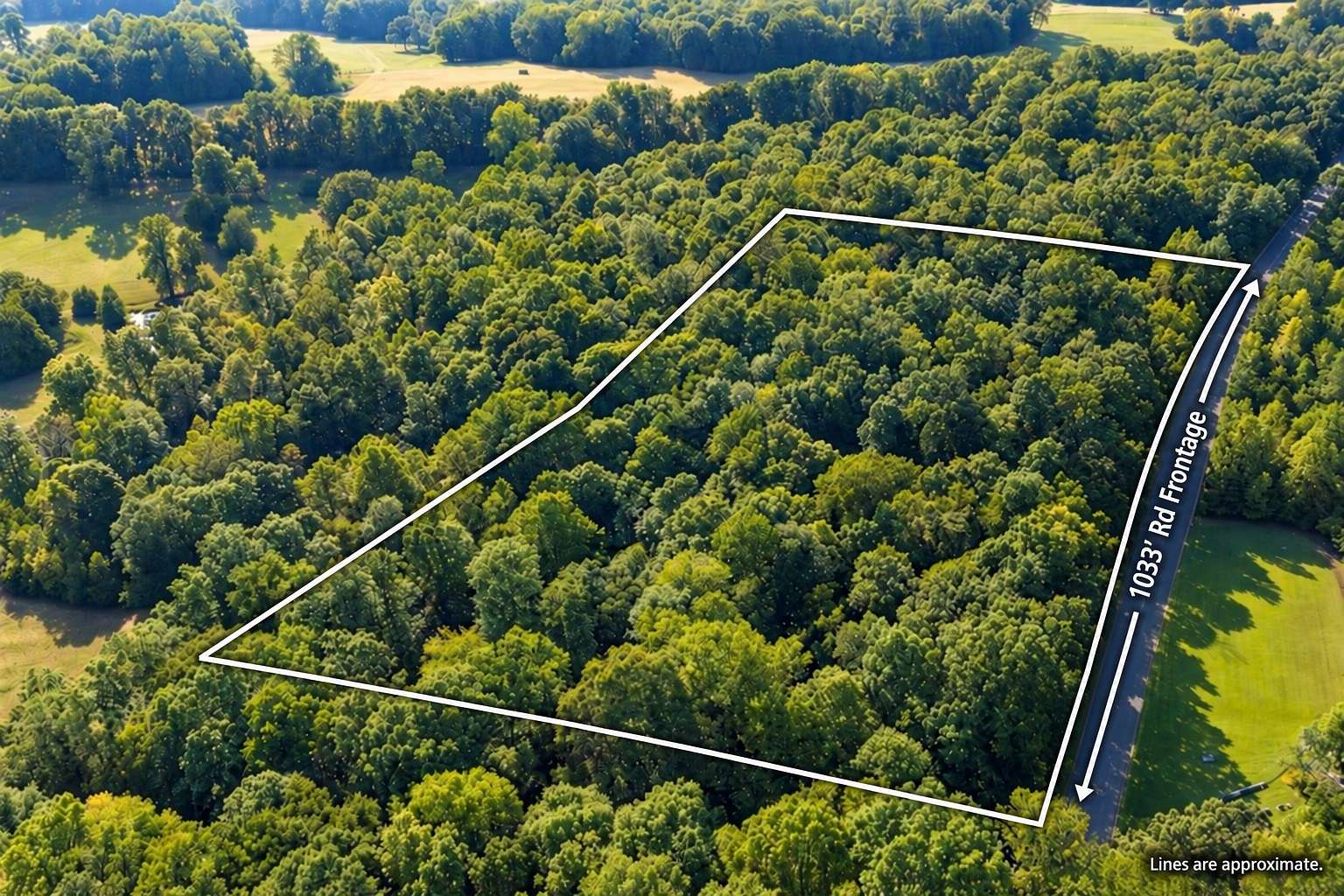 5.2 Acres of Residential Land for Sale in Charlotte, Tennessee