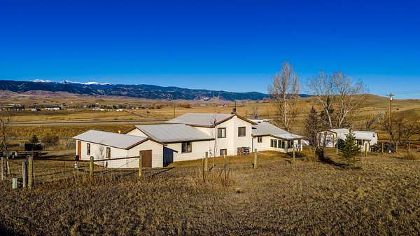 1.5 Acres of Land with Home for Sale in Buffalo, Wyoming