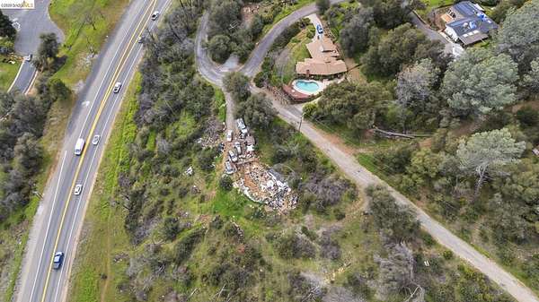 0.92 Acres of Residential Land for Sale in Jamestown, California