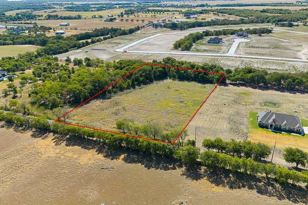 4 Acres of Residential Land for Sale in Waxahachie, Texas